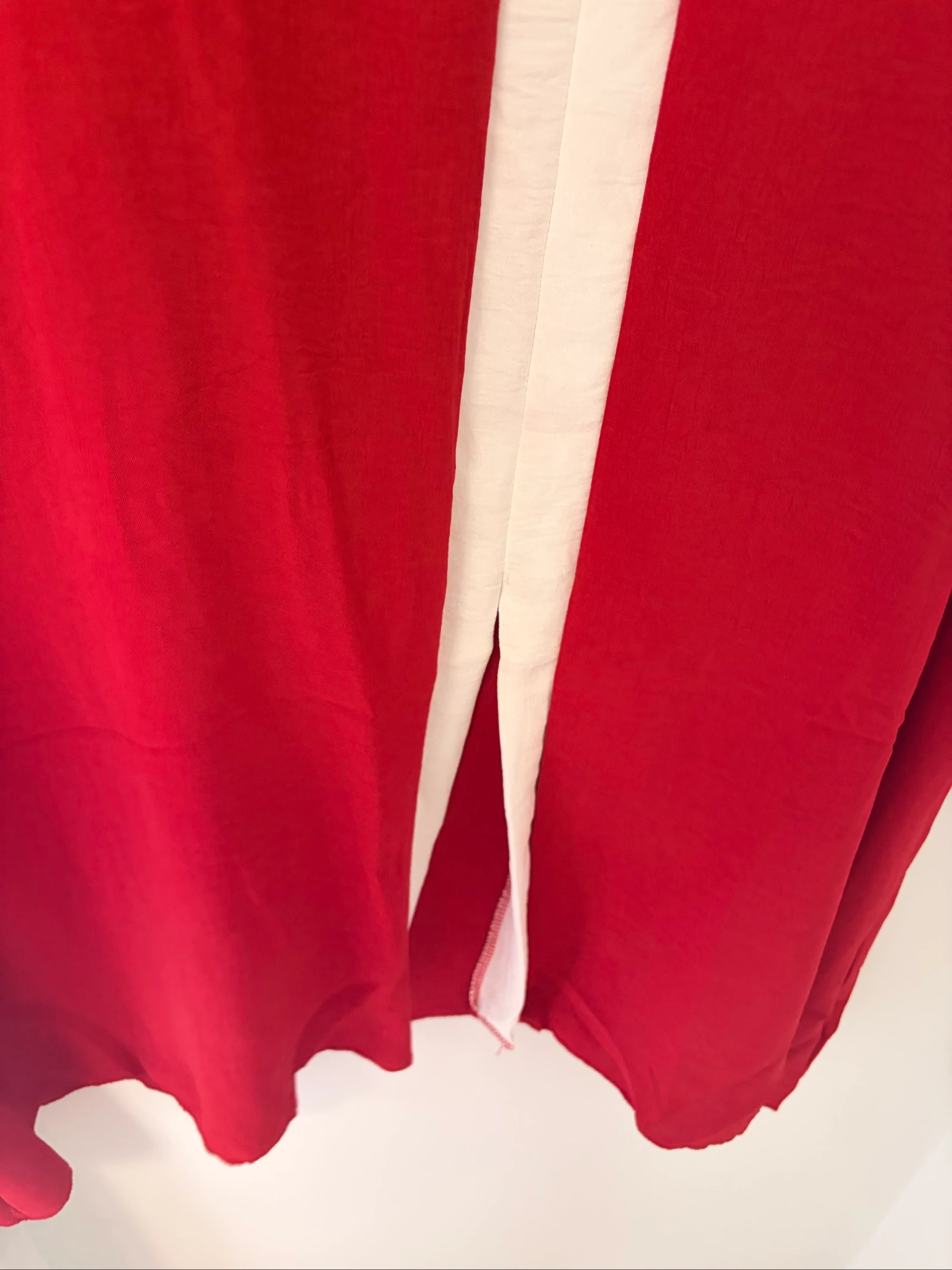 Vestido de verano rojo y blanco  – photo 2